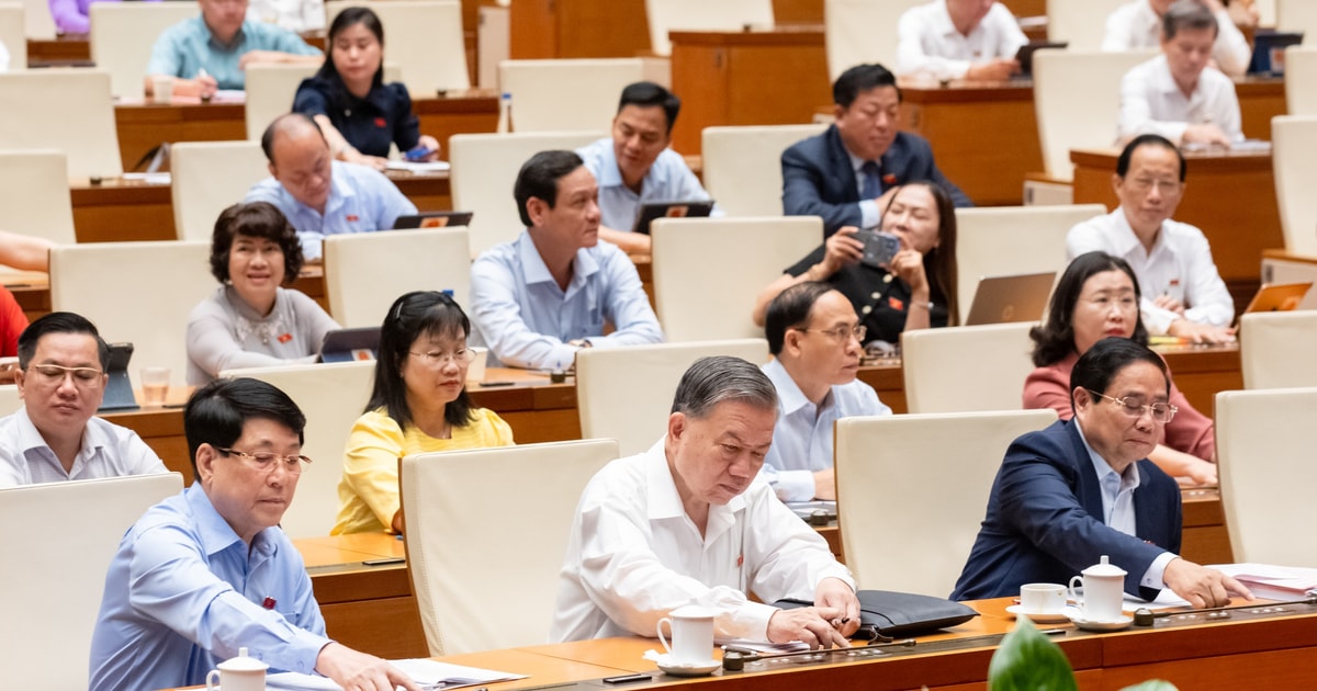 Quốc hội thống nhất và đổi mới - dấu ấn 10 nhiệm kỳ: Bài 2: Những bài học kinh nghiệm