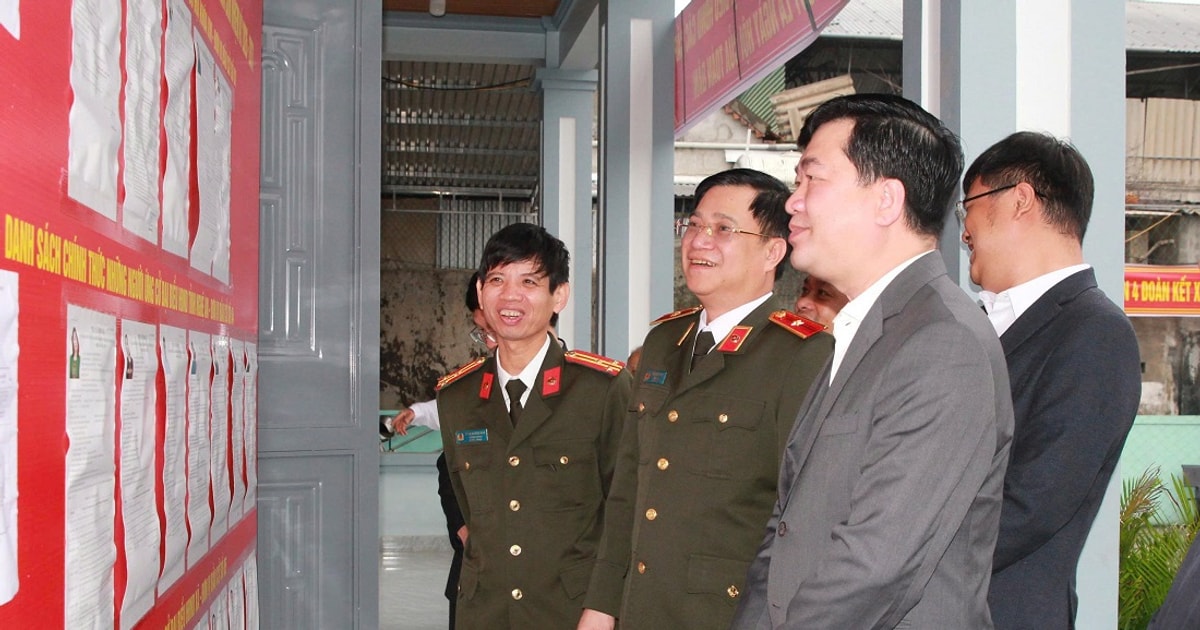 Giữ bình yên "từ sớm, từ xa" cho ngày hội non sông