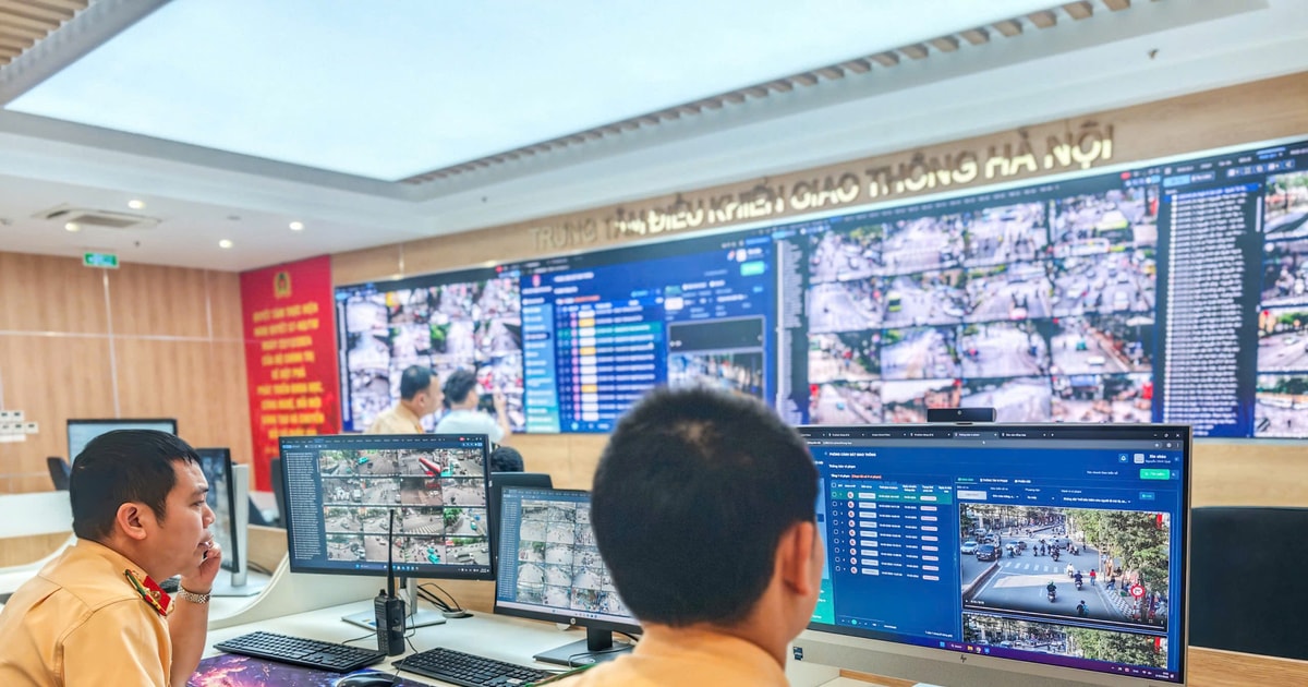 Hà Nội: Nhận diện bằng AI, “truy vết” xử lý xe dừng, đỗ sai quy định