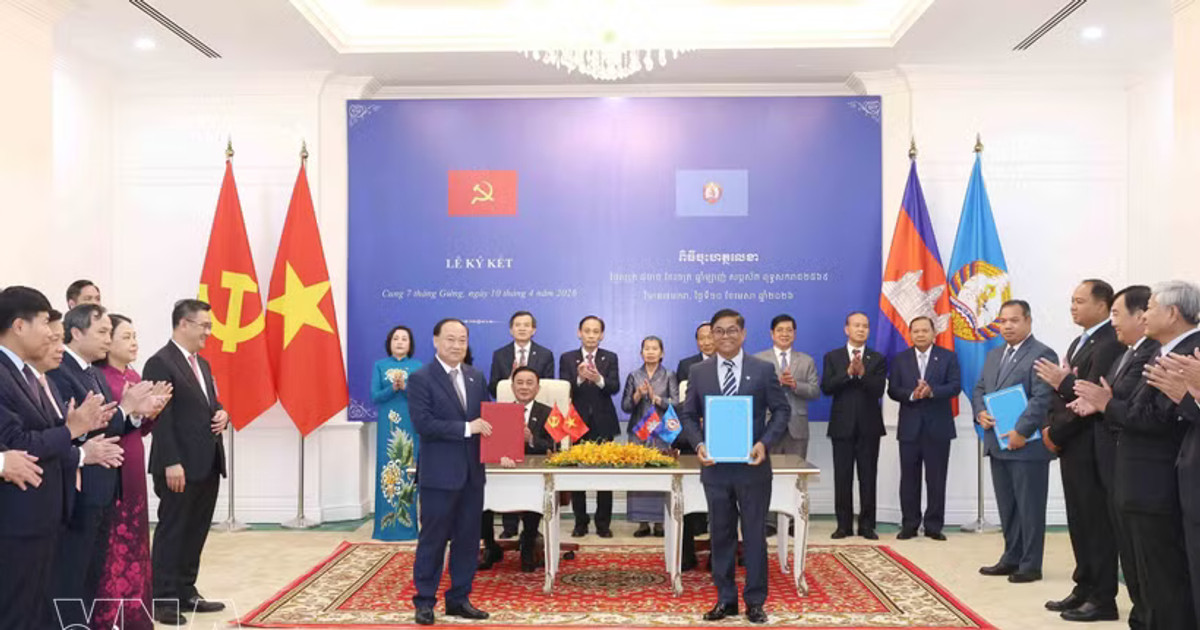 Senior Vietnamese Party official witnesses exchange of Vietnam–Cambodia ...