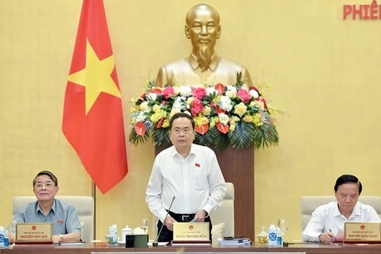 Bế mạc Phiên họp thứ 35 của Ủy ban Thường vụ Quốc hội
