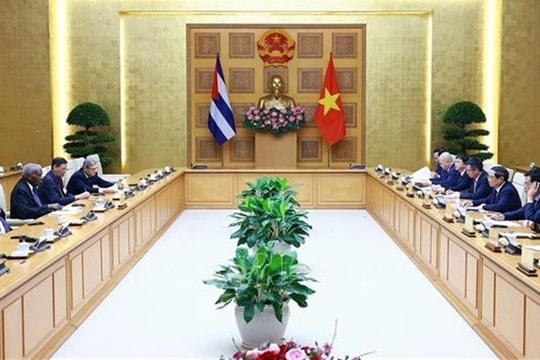 Thủ tướng Phạm Minh Chính tiếp Chủ tịch Quốc hội Cuba sang dự Lễ Quốc tang