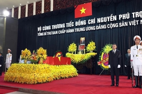 Lãnh đạo Đảng, Nhà nước, Mặt trận Tổ quốc Việt Nam viếng Tổng Bí thư Nguyễn Phú Trọng