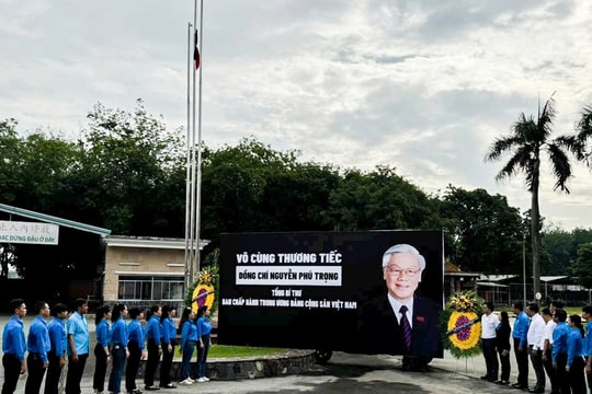 Bình Dương: Công nhân, người lao động tưởng nhớ Tổng Bí thư Nguyễn Phú Trọng