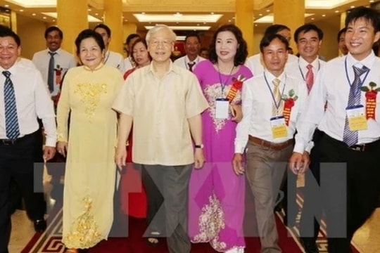 "Báu vật" của đồng bào nơi biên giới về Tổng Bí thư Nguyễn Phú Trọng