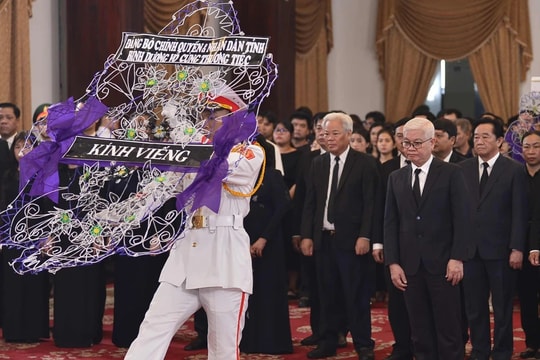 Gần 40.000 lượt người đến Hội trường Thống Nhất viếng Tổng Bí thư Nguyễn Phú Trọng