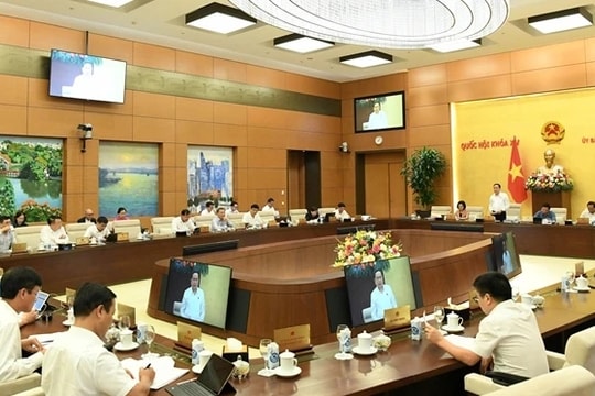 Cam kết về chất lượng lập pháp