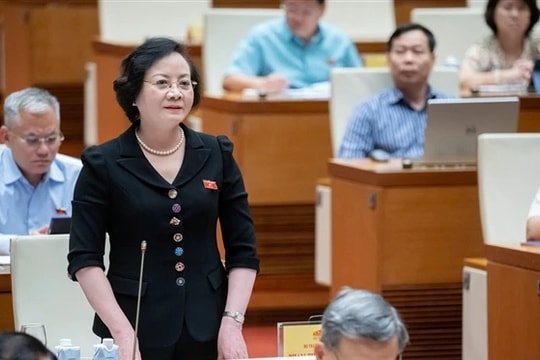 Bảo đảm nguồn lực hỗ trợ cán bộ dôi dư sau sáp nhập đơn vị hành chính