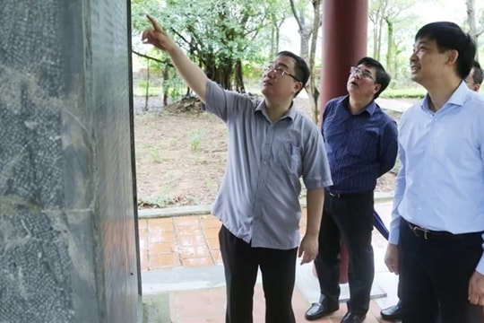 Đoàn ĐBQH tỉnh Quảng Ninh giám sát về bảo tồn, phát huy các giá trị di sản văn hóa tại Đông Triều