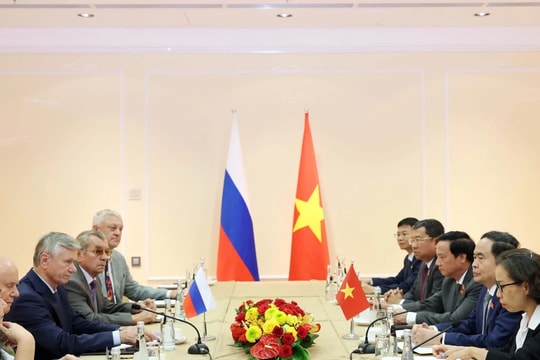 Chủ tịch Quốc hội Trần Thanh Mẫn tiếp đại diện Hội Hữu nghị Nga - Việt và Hội Cựu chiến binh Nga đã từng chiến đấu tại Việt Nam