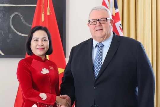 Phó Chủ tịch Quốc hội Nguyễn Thị Thanh hội đàm cùng Chủ tịch Quốc hội New Zealand và Phó Chủ tịch Quốc hội New Zealand 