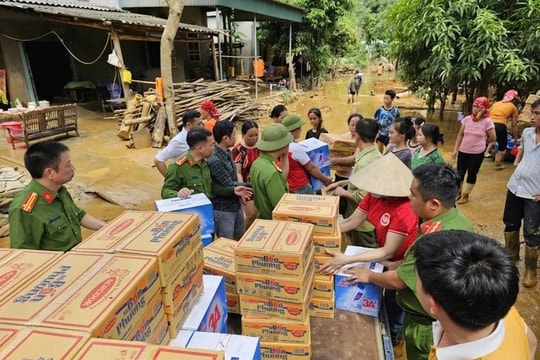 Hướng về đồng bào vùng tâm lũ - Mệnh lệnh từ trái tim