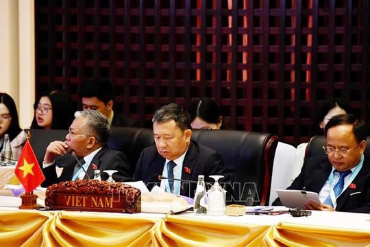 Đại hội đồng AIPA-45 tiến hành các Phiên họp Ủy ban, thảo luận nhiều vấn đề quan trọng