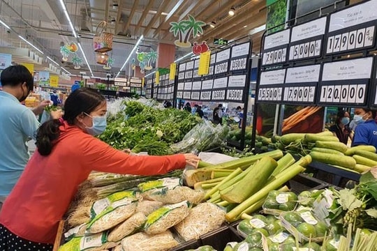 Cần có chính sách hỗ trợ tiêu dùng nội địa, khuyến khích người Việt Nam ưu tiên dùng hàng Việt Nam