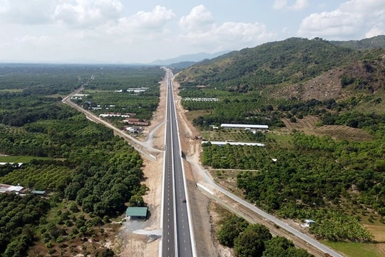 Khánh Hòa: Đột phá du lịch nhờ hạ tầng cao tốc và tầm nhìn phát triển toàn diện