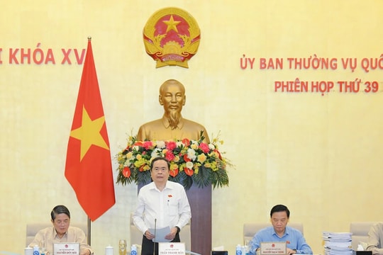 Khai mạc Phiên họp thứ 39 của Ủy ban Thường vụ Quốc hội