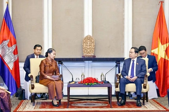 Củng cố hơn nữa mối quan hệ đoàn kết, hữu nghị đặc biệt Campuchia - Việt Nam 