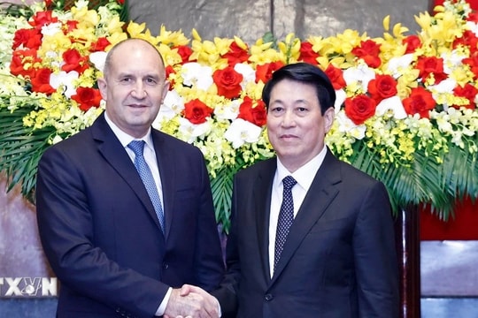 Chủ tịch nước Lương Cường và Tổng thống Bulgaria gặp gỡ báo chí