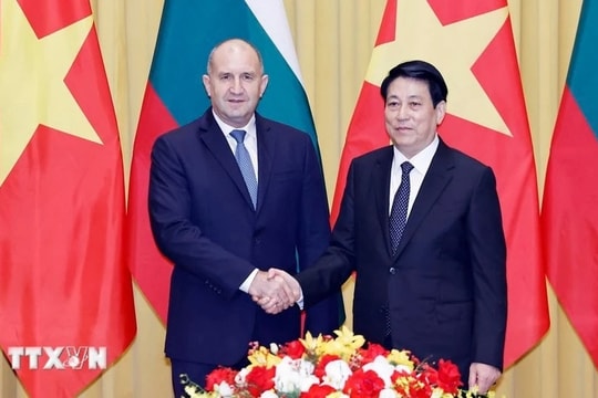 Chủ tịch nước Lương Cường hội đàm với Tổng thống Bulgaria