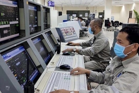 Đảng ủy PVFCCo: Định hướng tư tưởng, quyết liệt chuyển đổi số