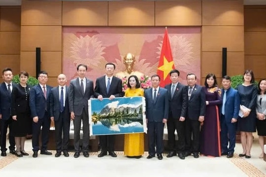 Mong muốn Tân Cương mở rộng nhập khẩu các mặt hàng có thế mạnh của Việt Nam 