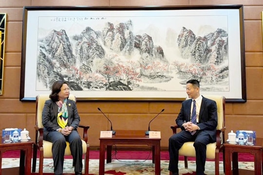 Việt Nam – Trung Quốc tăng cường hợp tác và chia sẻ thông tin trong lĩnh vực chứng khoán 