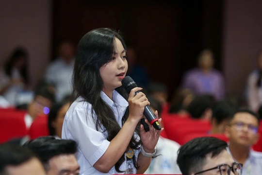 Phần lớn sinh viên Đại học Quốc gia TP. Hồ Chí Minh chọn làm việc tại TP. Hồ Chí Minh 