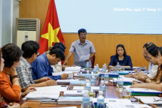 Thẩm tra các nội dung về đầu tư dự án y tế, thẩm quyền quy định việc mua sắm tài sản