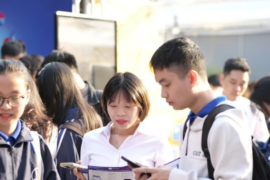 Hơn 7.000 việc làm tại ngày hội “Hành trình nghề nghiệp và Kết nối việc làm” năm 2024 