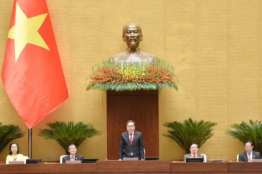 Quốc hội thông qua Nghị quyết về hoạt động chất vấn tại Kỳ họp thứ Tám