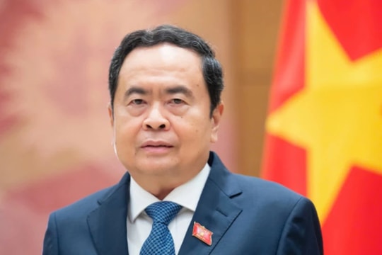 Chủ tịch Quốc hội Trần Thanh Mẫn chúc mừng tân Chủ tịch Quốc hội Sri Lanka