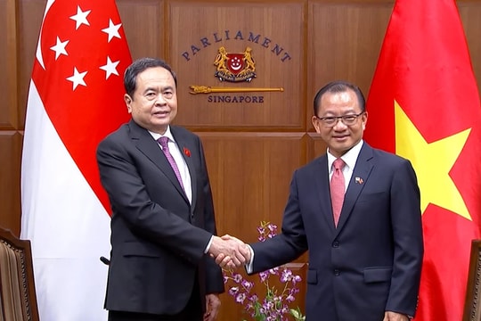 Chủ tịch Quốc hội Trần Thanh Mẫn hội đàm với Chủ tịch Quốc hội Singapore 