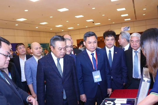 Khai mạc Hội nghị Thành phố thông minh Việt Nam - châu Á 2024