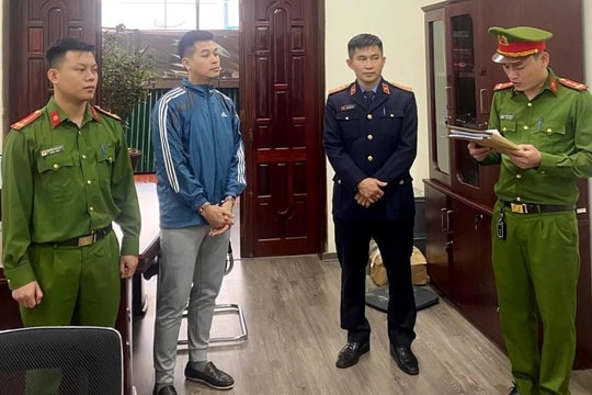 Giám đốc phòng giao dịch ngân hàng “vỡ nợ” đi lừa đảo khách hàng hơn 10 tỷ đồng