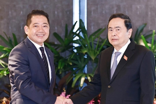 Chủ tịch Quốc hội Trần Thanh Mẫn tiếp Giám đốc Tài chính Tập đoàn Keppel