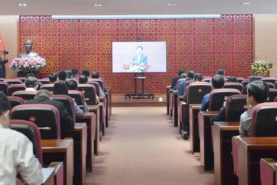 Tập huấn nghiệp vụ công tác tổ chức đại hội Đảng các cấp nhiệm kỳ 2025 – 2030