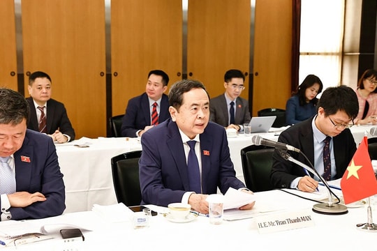 Chủ tịch Quốc hội Trần Thanh Mẫn: Hoàn thiện hành lang pháp lý, cải thiện môi trường đầu tư, tạo thuận lợi cho doanh nghiệp Nhật Bản đầu tư lâu dài tại Việt Nam
