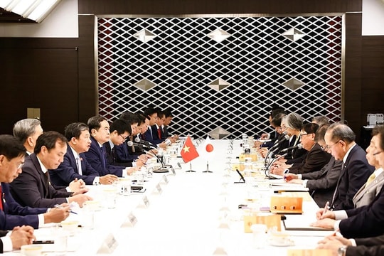 Chủ tịch Quốc hội Trần Thanh Mẫn ăn sáng làm việc với Liên đoàn các tổ chức kinh tế Nhật Bản