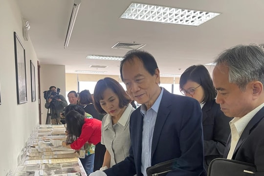 Công bố gần 150 tài liệu, hiện vật về Quân đội nhân dân Việt Nam