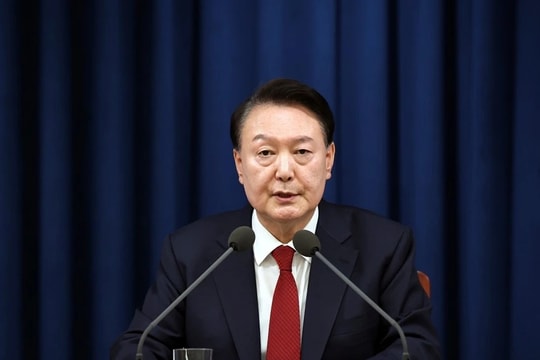 Tổng thống Hàn Quốc tuyên bố dỡ bỏ lệnh thiết quân luật