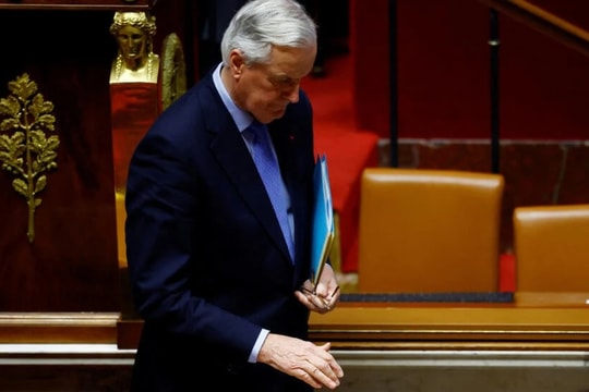 Chính phủ Pháp sụp đổ lần đầu tiên sau 62 năm: Nguyên nhân và hệ lụy