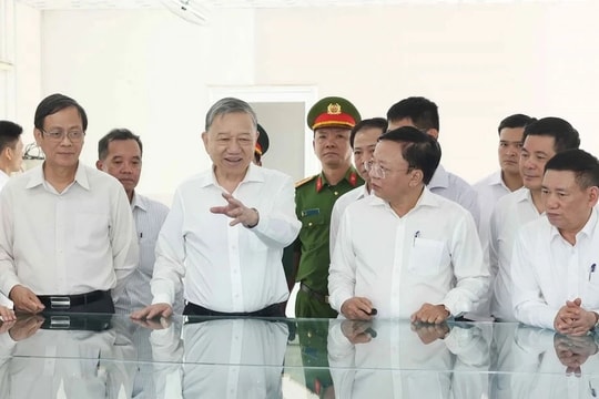 Tổng Bí thư Tô Lâm thăm và kiểm tra một số cơ sở kinh tế, văn hóa, xã hội tại Ninh Thuận