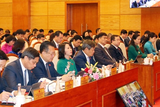 Bứt phá phát triển, tạo đà cho nhiệm kỳ mới