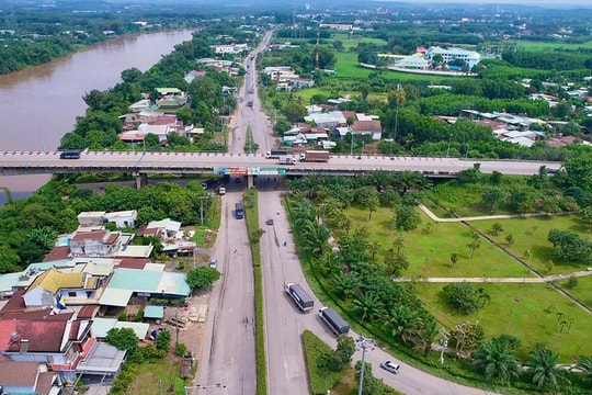 Đồng Nai: Sửa chữa đường dẫn lên cầu Thủ Biên nối Bình Dương