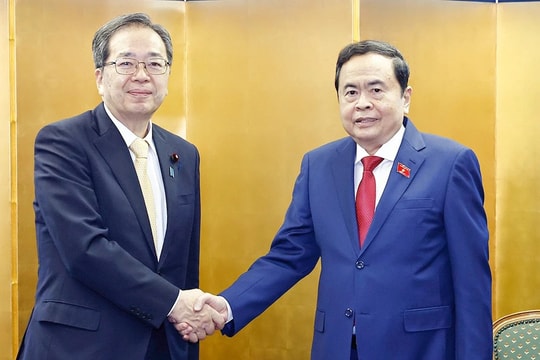 Chủ tịch Quốc hội Trần Thanh Mẫn tiếp Chủ tịch Đảng Công Minh, Nhật Bản