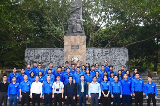 Tiếp nối hành trình tình nguyện năm 2024 của Đoàn Thanh niên Văn phòng Quốc hội