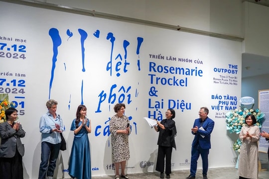 Nghệ sĩ Đức - Việt triển lãm "Dệt phối cảnh" 