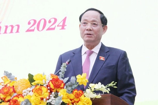 Phó Chủ tịch Quốc hội Trần Quang Phương dự Kỳ họp thứ 29 HĐND tỉnh Quảng Ngãi Khóa XIII