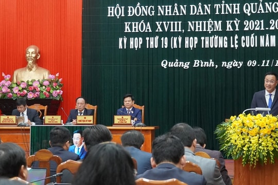 Khai mạc Kỳ họp thứ 19, HĐND tỉnh Quảng Bình Khóa XVIII