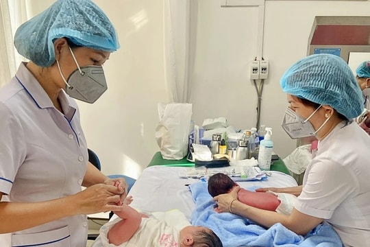 TP. Hồ Chí Minh: Phụ nữ sinh đủ 2 con trước 35 tuổi được hỗ trợ 3 triệu đồng